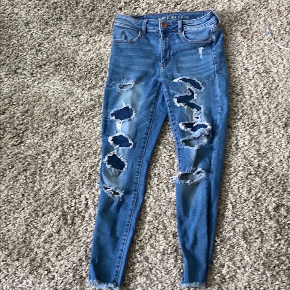 American eagle super stretch ripped jeans